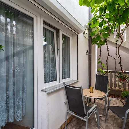 Silver Apartman Zára