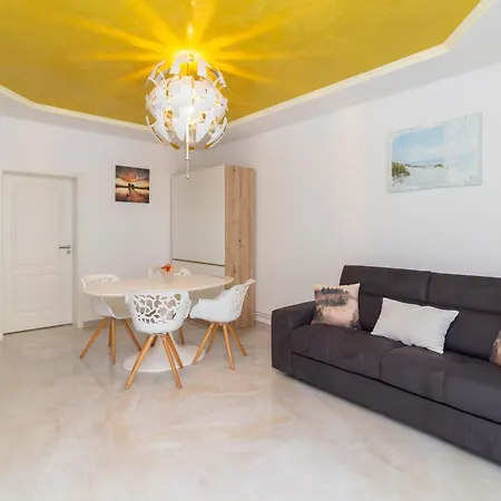Apartman Silver Zára